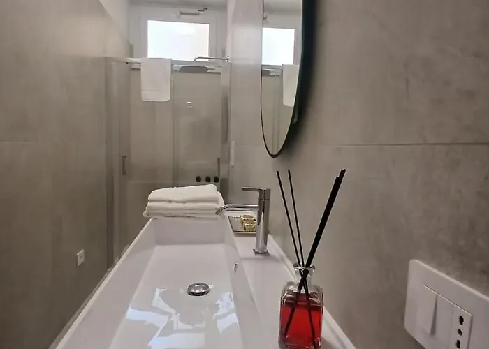 23 بيت للعطل *